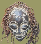 ماسک‌های آیینی در آفریقا 
 6